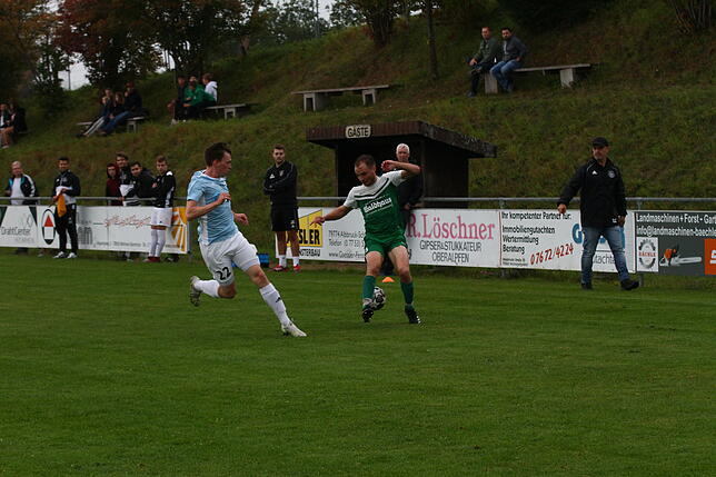 Bild 11: SV Waldhaus bezwingt den SV Obersäckingen mit 4:0 &ndash; und wir haben Bilder!