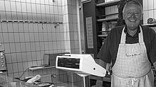 Herbert Jaser in seiner Metzgerei in Gottmadingen. Er ist am 26. November im Alter von 80 Jahren nach langer Krankheit verstorben.