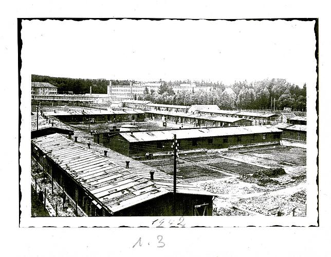 Diese historische Aufnahme zeigt einen Blick auf den Westteil das Kriegsgefangenenlagers in Villingen.