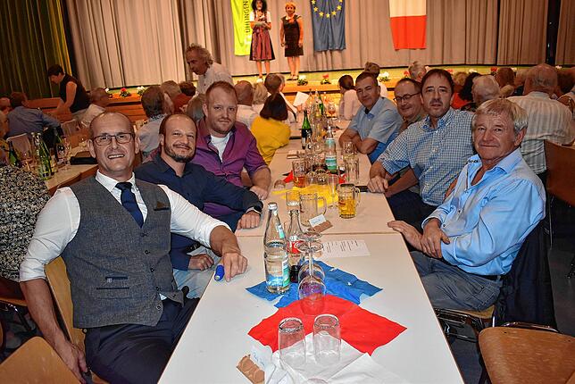 Alle acht Ortsteile von Ühlingen-Birkendorf beteiligten sich am dreitägigen Programm des 50-jährigen Jubiläumsfestes und waren am ...