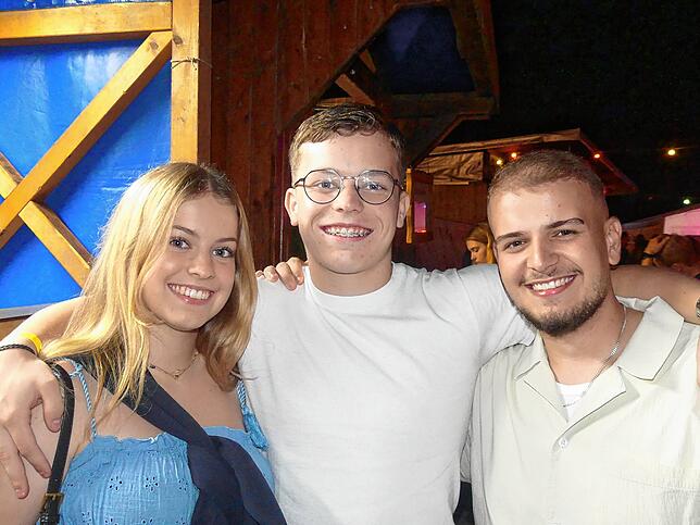 Bild 23: Die Bilder vom Bermatinger Weinfest! So schön war der Auftakt am Freitagabend