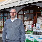 Uwe Rittmann vom Reformhaus Fritschi weiß, dass gerade ältere Kunden froh sind, dass sie vor dem Geschäft parken können.