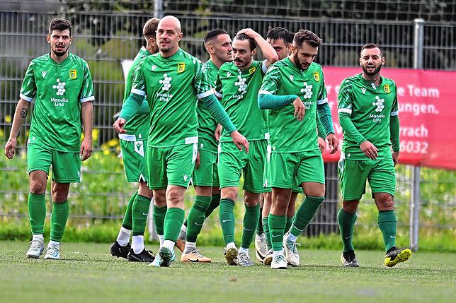Bild 21: SV Herten setzt sich mit 4:1 gegen FC Hochrhein durch – und wir haben Bilder!