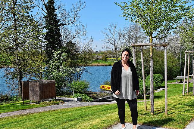 Derya Yildirim wurde 2024 die neue Pächterin des Freibads am Steißlinger See. Der Natursee ist bei Einheimischen wie Touristen sehr ...