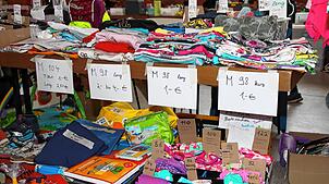 Gebrauchte Kleidung in gutem Zustand zum unschlagbar günstigen Preis: Das gibt es jetzt wieder auf vielen Kleiderbasaren in der Region ...