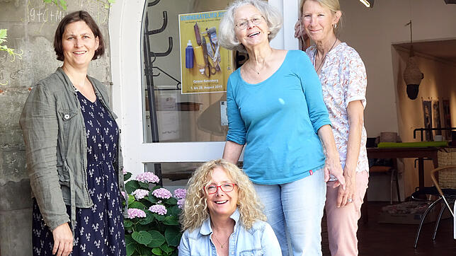 Die Künsterlinnen freuen sich auf Besucher (von links): Therese Brückmann-Olivier, Monika Rosenberger, Gerda Brüstle-Wallén und Angelika ...