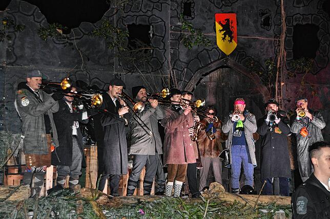 Bild 25: Alle Bilder des Hugeloh Narrenspiels