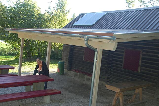 Die Krailochhütte im Degerfelder Forst.