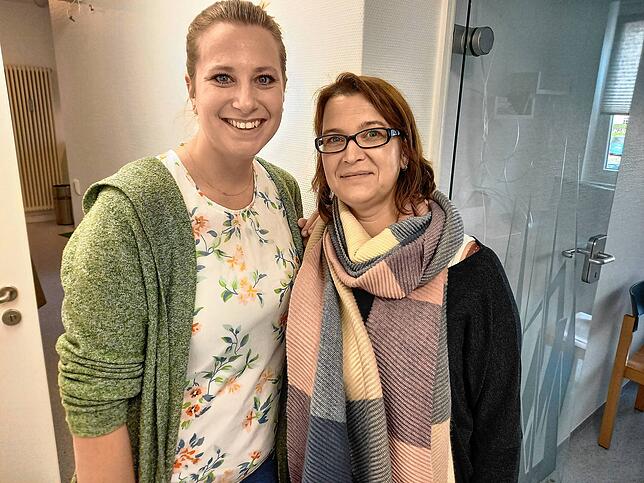 Alle drei Mitarbeiterinnen von Ulrike Laternser sind nun auch wieder mit an Bord, zwei von ihnen waren bei der Presserunde anwesend: ...