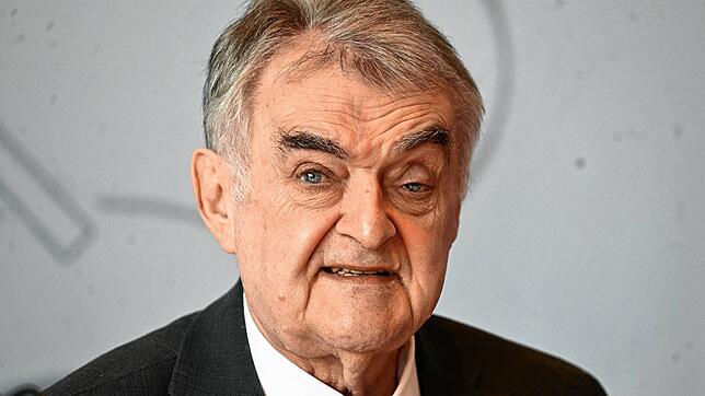 Bild : Reul zu Messerangriff: islamistischer Hintergrund möglich