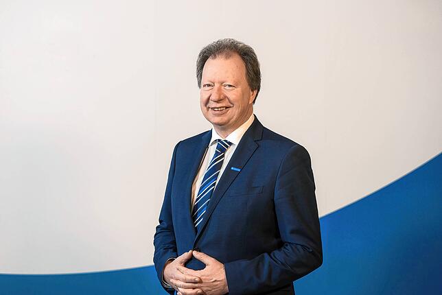 Wolfram Ressel, Rektor der Uni Stuttgart, schlägt Alarm: Bei Maschinenbaustudenten droht ein massiver Engpass.
