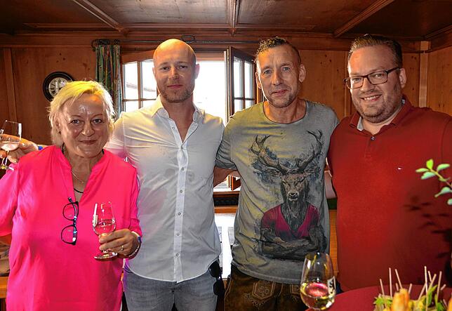 Bild 23: Beim Bermatinger Weinfest wird auch am Samstag gefeiert! Wir haben die besten Bilder – Teil 2