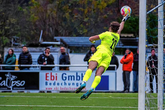 Bild 4: VfB Waldshut muss sich mit 2:2 gegen die U23 des Freiburger FC begnügen &ndash; und wir haben Bilder!