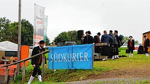 Bild : Bilder vom 12. Strohskulpturen-Wettbewerb in Verbindung mit dem 25. Kürbismarkt