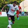Der Villinger Flamur Berisha musste nach einem Schlag auf den Knöchel einige Tage pausieren, dürfte beim Spiel in Stuttgart aber ...