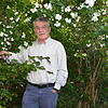 Manfred Kraft aus Marbach leitet das von der Landesregierung geförderte Projekt „Blühender Naturpark“. Bild: Stefan Simon