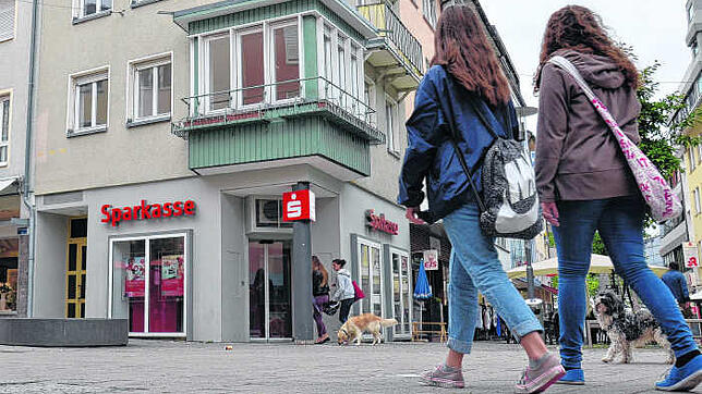 Neue Geschäfte eröffnen in der Innenstadt.