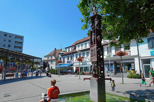 Der Oberrheinplatz ist Treffpunkt und Platz für eine Pause.