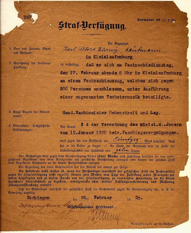 Dies ist der Strafbefehl, den Charly Oberles Großvater Karl Albert Zürny erhielt, weil er sich 1920 an der verbotenen Tschättermusik ...