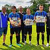 Abschied bei der SG FC Wehr/Brennet: Vorsitzinder Sammy Maier-Lemke von der Spvgg. Brennet-Öflingen verabschiedete vor dem Spiel gegen ...