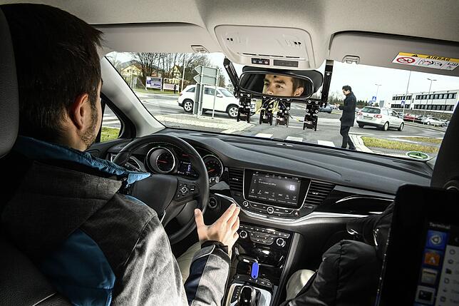 Automatisierte Fahrten werden in Friedrichshafen bereits seit Herbst 2018 getestet – mit Fahrer am Lenkrad.