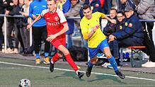 Marcel Ernst (rechts im Bild, hier gegen Elzach-Yach) und der FC Singen 04 stehen vor einer schweren Aufgabe.
