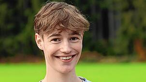 Die Hoffnung wieder mehr Sport machen zu können, gibt Elias Jonathan Kurz nicht auf. Obwohl er sehr wahrscheinlich auf die Liste für ...