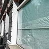 Noch immer zeugen geschlossene Cafés in der Friedrichstraße in Rheinfelden von der Razzia Ende August 2019.