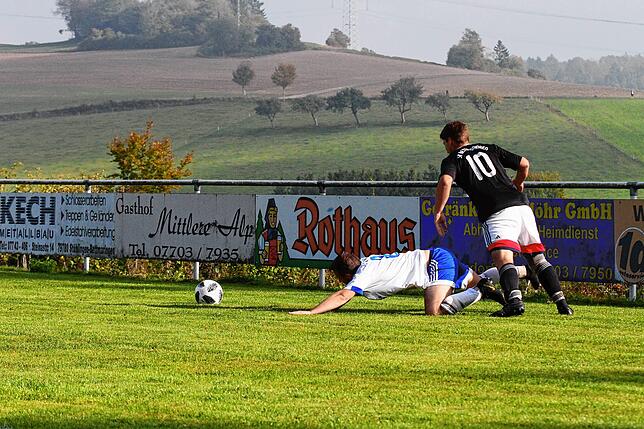 Bild 7: FC Dettighofen bleibt nach 0:2-Niederlage bei der SG Bettmaringen siegloses Schlusslicht der Liga &ndash; und wir haben Bilder!