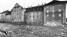 Blick auf das ehemalige Benediktinerkloster in Konstanz-Petershausen Mitte der 1980er-Jahre vorm Umbau zum späteren Archäologischen ...