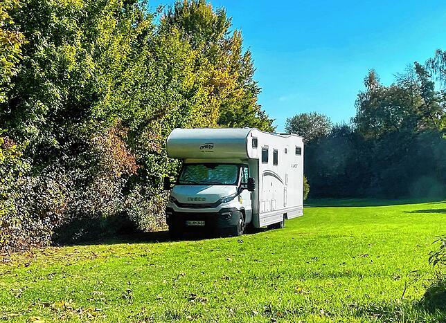 An der Kreuzstraße plant Pferdehofbesitzer Andreas Klatt einen Campingplatz. Bislang vermietet er lediglich Stellplätze für Wohnmobile.