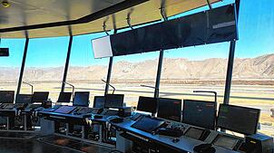 Blick aus dem Tower des chinesischen Flughafens, den die Ihse GmbH mit ihrer IT-Technik ausgestattet hat. Bei dem Flughafen dürfte es ...