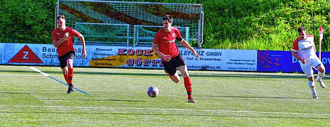 Bild 9: FC RW Weilheim setzt sich mit 5:2 gegen den FC Hochrhein durch &ndash; und wir haben Bilder!