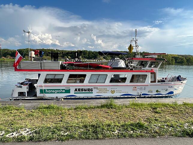 Die MS Marbach ist das Begleitschiff für das Projekt des Furtwanger Professors.