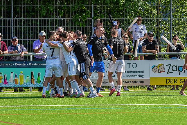 Bild 13: SV 08 Laufenburg siegt 5:2 im ersten Relegationsspiel beim FC Pfaffenweiler – wir haben Fotos!
