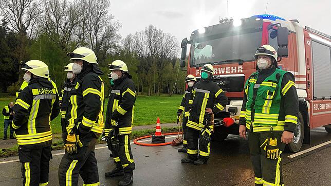 In Hüfingen haben 70 Feuerwehrleute schon ihre erste Corona-Impfung erhalten. Dennoch erfolgt der Probebetrieb weiterhin mit Maske.