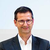 „Ich wollte zunächst ein Fundament für die vielen Anforderungen erarbeiten, die der Beruf mit sich bringt.“ Patrick Stärk, ...
