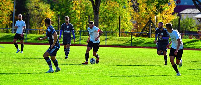 Bild 7: SG FC Wehr/Brennet besiegt den SV Blau-Weiß Murg mit 3:1 &ndash; und wir haben Bilder!