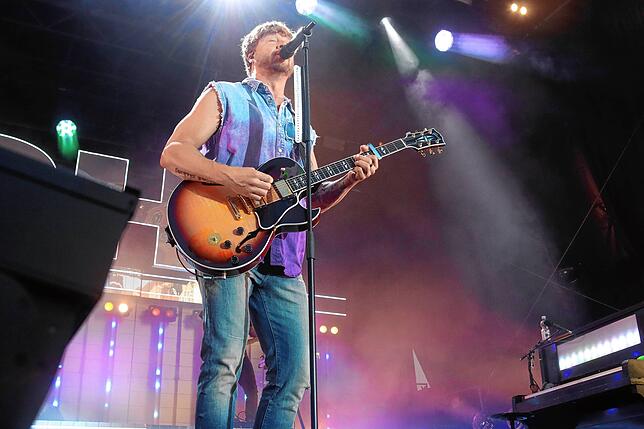 Bild 19: Samu Huber und sein grandioser Auftritt bei der Schlossplatz Meersburg Open Air