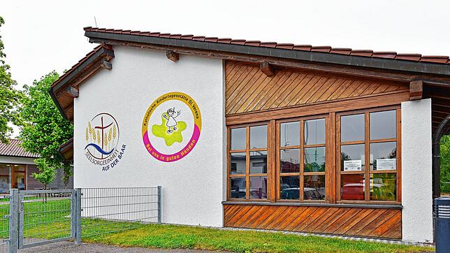 Ob nun im Kindergarten St. Verena oder den anderen Einrichtungen: Rechtlich sind Kindergarten-Gebühren auch zulässig, wenn geschlossen ist.