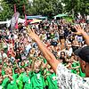 Beim Festwochenende zu 1300 Jahre Markelfingen feiern unzählige Menschen mit und haben dabei großen Spaß.