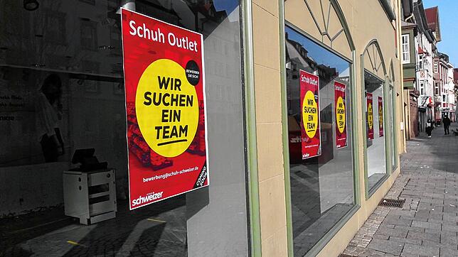 Die Outlet-Kette &bdquo;Schuh Schweizer&ldquo; zieht demnächst mit einer Filiale in das ehemalige Haux-Gebäude in Villingen ein.