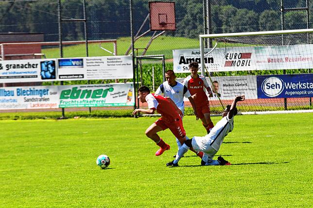 Bild 20: U17 des SC Freiburg trumpft im Testspiel zum 100-jährigen Jubiläum des FC Grießen auf &ndash; und wir haben Bilder!