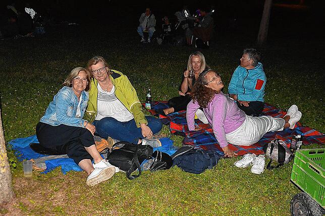 Bild 14: Papis Pumpels sorgen für grandiose Stimmung auf dem Rathausplatz in Bad Dürrheim