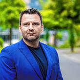Prof. Dr. Thomas-Gabriel Rüdiger ist Cyberkriminologe und Leiter des Instituts für Cyberkriminologie der Hochschule der Polizei in ...