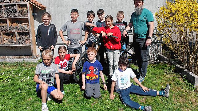 Konrektor Jochen Mayer von der Erich-Kästner-Schule in Donaueschingen hat schon ein Mountainbike. Seine Schüler würden sich über Räder ...