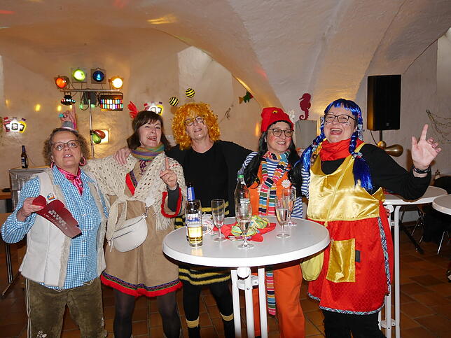 Bild 24: Die schönsten Bilder vom Schmotzigen in Hilzingen: Fasnacht 2025 mit buntem Treiben!