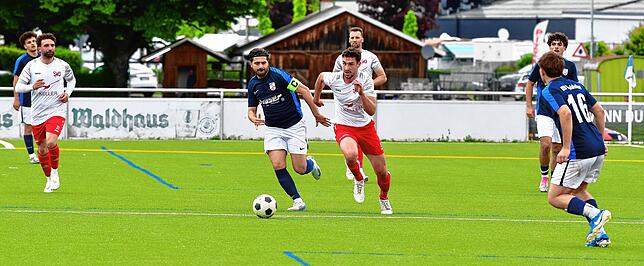 Bild 21: SV Jestetten siegt spät mit 2:1 beim VfB Waldshut – und wir haben Fotos!