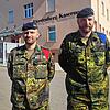 Major Vadim Lorenz (links) und Hauptmann Hagen Fetzer, die zwei Kompanieführer des 13-monatigen Kosovo-Einsatzes des Jägerbataillons.
