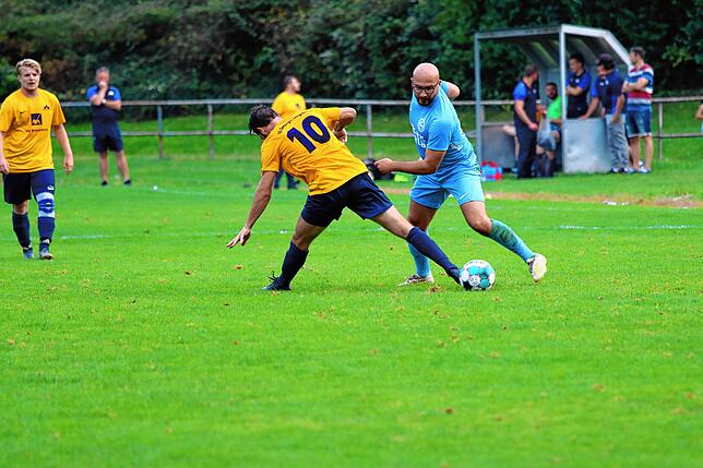 Bild 6: Die besten Bilder der Kreisliga-A-Partie zwischen Südstern Singen und der SG Dettingen-Dingelsdorf II.